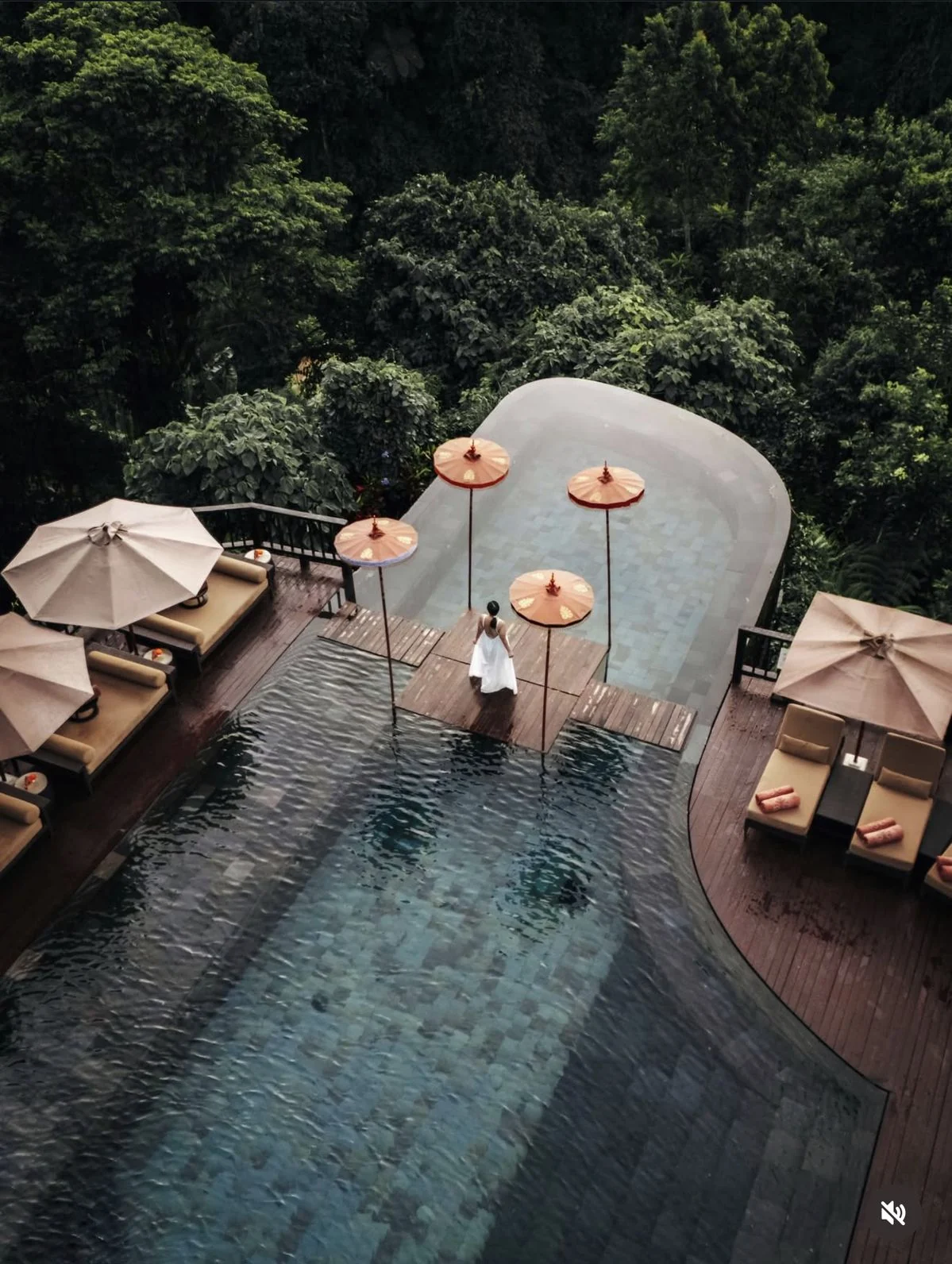 Swimming pool water treatment and filtration system by Crown Puretech